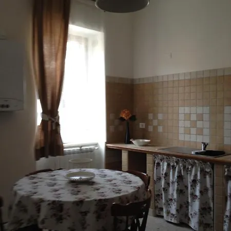 La Rosa 3* Gioia Dei Marsi